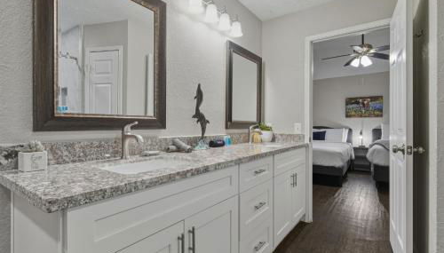 Pool Villa- Near Airport & Downtown, Fire Pit, Foosball - Foto 4