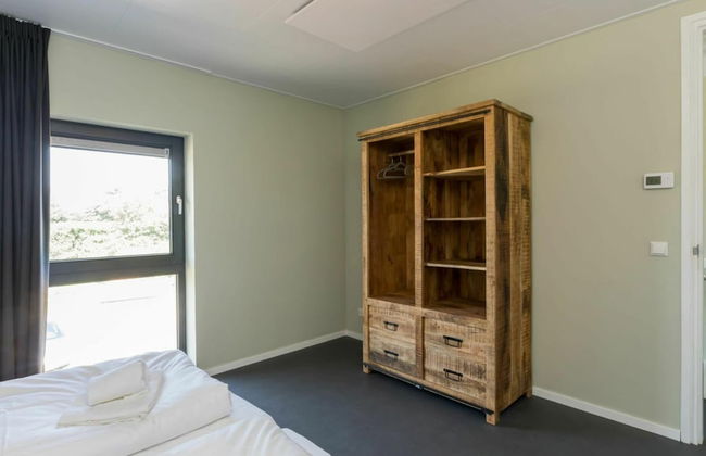 Holiday Home in Vrouwenpolder Near Beach - Photo 20