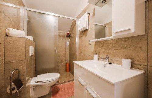 Apartmani Lelu - Photo 52