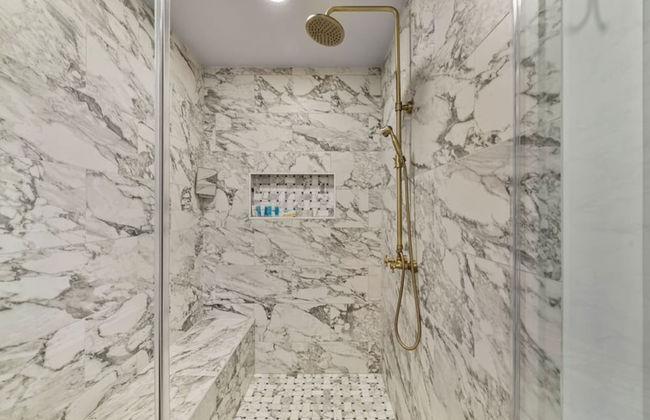 Peaceful Mini Mansion Sleeps 18 - Foto 80