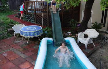 Summer-house OASIS on quiet street in ROCKRIDGE - Photo 26