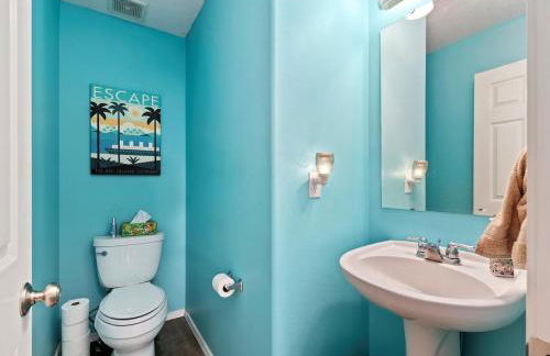 Urban Escape Steps to Downtown - Photo 21