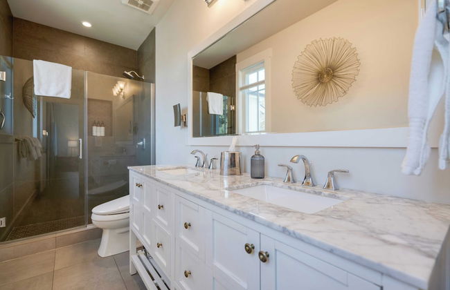 Luxe, Pool, Spa, Fire Pit, Game Room, Piano Sonoma Pool Retreat by Avantstay - Foto 28