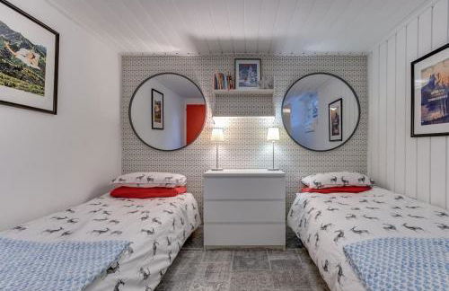 Large peaceful chalet for mountain adventures! Perfect for Flégère and Grand Montet skiing - Foto 62