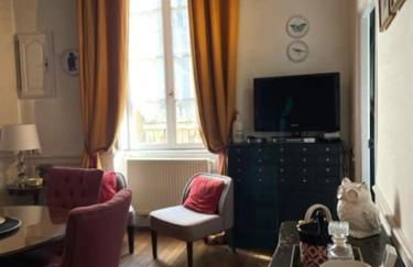 CHARMING FLAT IN HISTORICAL CENTRE - Foto 1