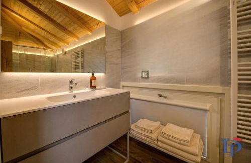 Palazzo Visconti Luxury Suite DesenzanoLoft Official Partner Homes & Villas by Marriott Bonvoy - Foto 61