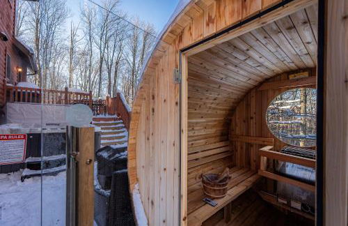 Driftland Cabin sauna, hot tub, pizza oven - Photo 2