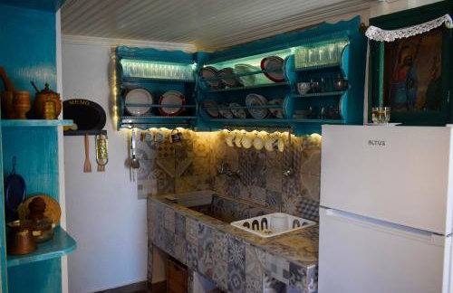 Renovated Old Manor House With Yard - Photo 15