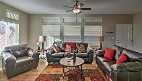 Rivers Edge Golf Condo with Beach Access and Patio! - Foto 3