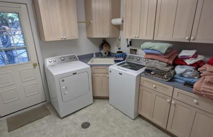 Crystal Lake Paradise - Gorgeous Lakefront Luxury! - Photo 38