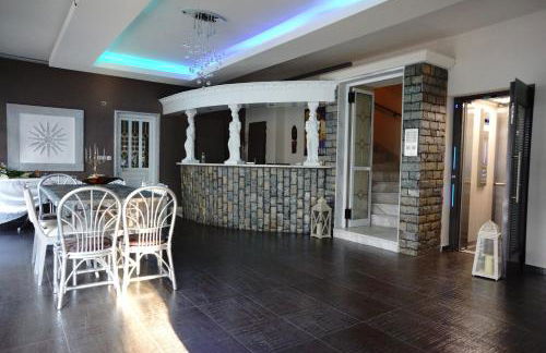 Blue Dream Hotel - Foto 6