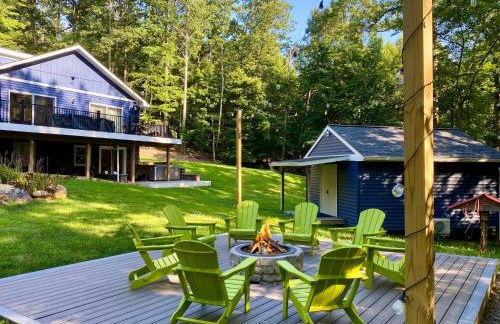 Luxury Mountain Retreat - 4 King Suites & Hot Tub - Photo 3