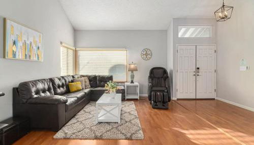 @ Marbella Lane - 4BR Cozy home in SJ Pool - Foto 5, furniture