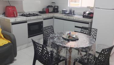 Apartamento Ubatuba Maranduba 150m da Praia - Foto 2, stove, toaster
