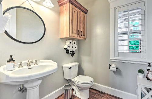 Bellemont Family Home with Hot Tub and Playground Set - Foto 22