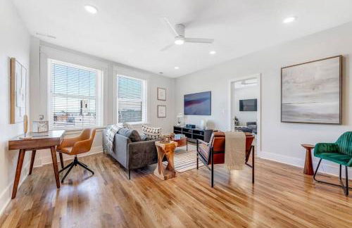 3 Bdrm 3 Full Bath Tower View walk up - Foto 24