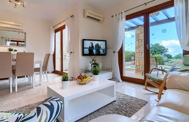 Lovely 2 bedroom Villa Kornos HG33 with private pool and golf course views, In the heart of Aphrodite Hills, near resort centre - Foto 11