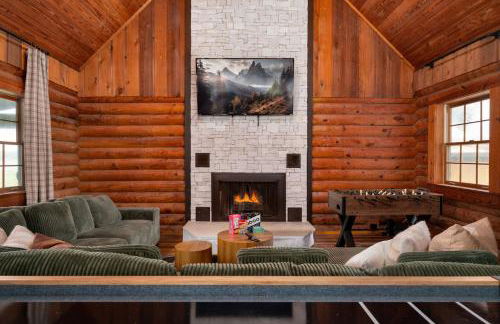 Lakeside Haven with Jacuzzi and Games - Foto 38