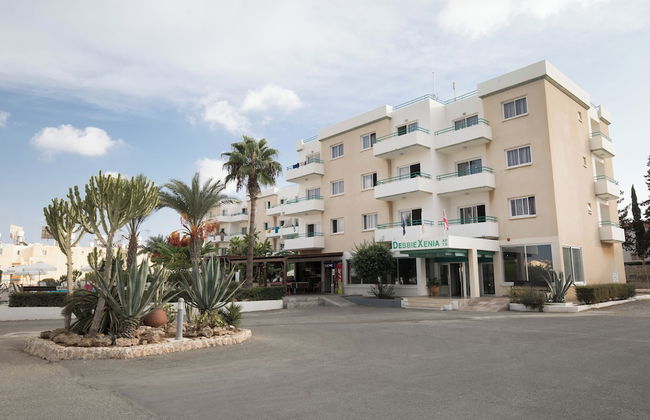 DebbieXenia Hotel Apartments - Foto 12