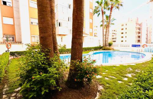 .Apartamento 1a linea de playa + piscina + parking DAIMUS - Foto 21