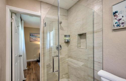 Sunny Escape-Heated Pool - Foto 18