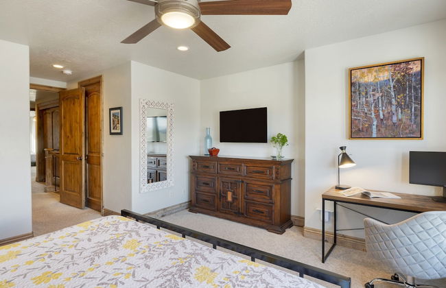 Blue Skies Lakeside Family-friendly Getaway w Hot Tub BBQ - Foto 17