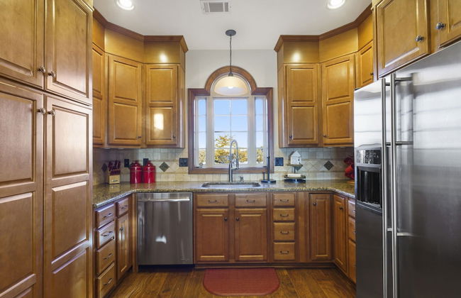 Table Rock Manor at Whitefish Bay - Photo 15