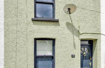 Chic 2-bedroom townhouse in vibrant Abergavenny - Foto 17