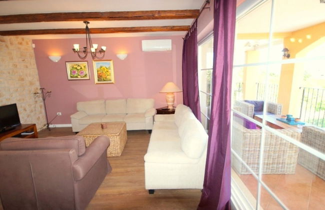 Villa in Rakalj Near Beaches With Pool - Foto 17