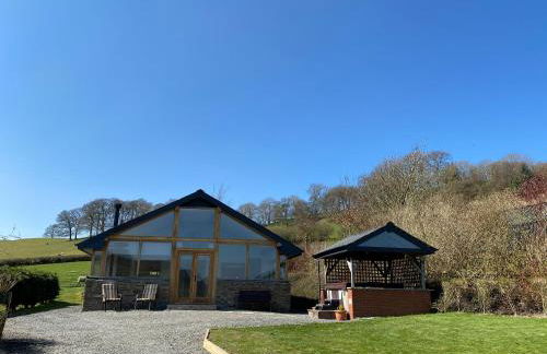 Oak View Cottage - Photo 1