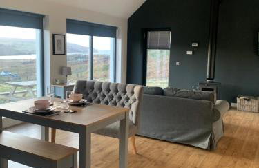 The Byre, Glasphein-Panoramic sea and glen views - Foto 3