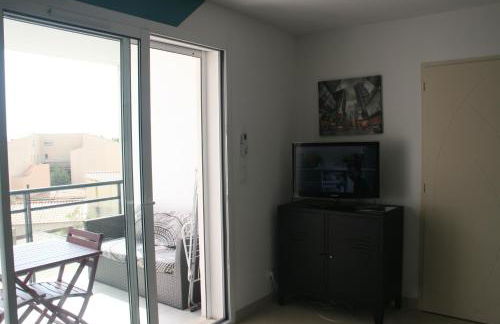 T2 moderne avec terrasse proche de la plage - Foto 10