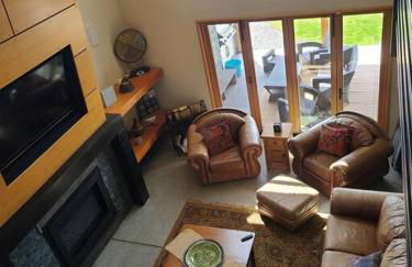 The Seaside Getaway - Photo 7