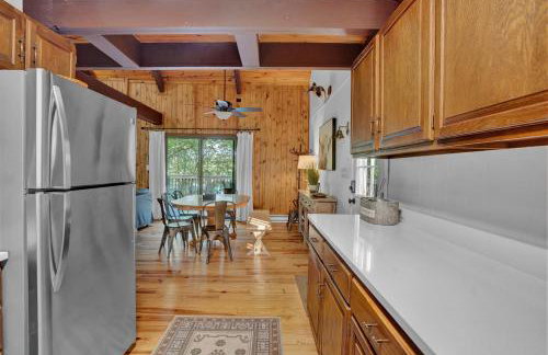 Lakefront Home, Hot Tub, Pool Access, Boats, Pets - Photo 60