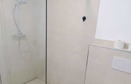 Neubau im Loft-Stil mit großer Terrasse - Foto 12