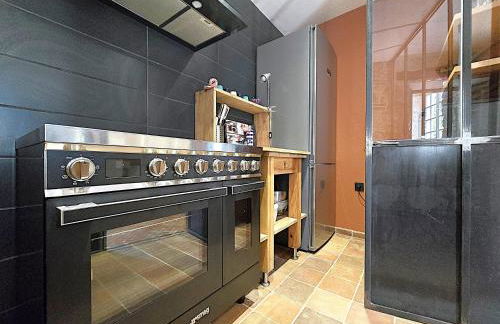 Magnifique villa en pierres au cœur de Saint Antonin Noble Val - Piscine et jardin privés -10 personnes - Foto 30