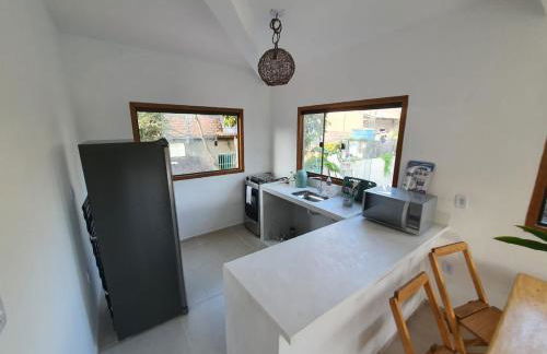 Piscina Aquecida, Jacuzzi, internet veloz, no centro de Serra Grande - Apt Laranja - Vila Pitangueira - Photo 23