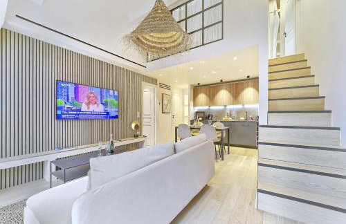 Hyper Centre - Charming duplex - Luxury - Reversible air conditioning - 10 mins from Place MASSENA - Foto 14