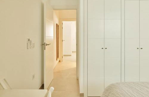 TARIFA ICEBERG 15 - Ático de lujo nuevo con Terraza Garaje y Piscina - Foto 27