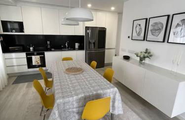 Modern 1 Bedroom City Center Aveiro Apartment - Foto 1