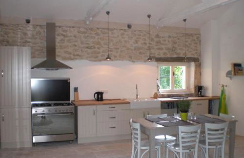 Château de Peyrolles - Photo 35