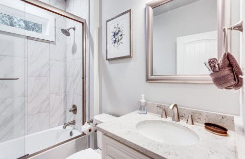 Steps to Sand! Family-Friendly Long Beach Escape - Foto 17