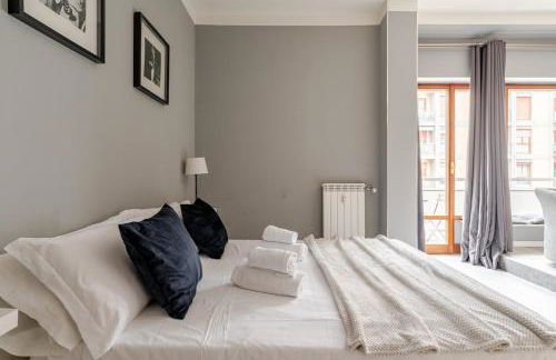 3 Suite in Centro Città con Vista Mare, Doccia Cromoterapia & Netflix Gratuito - Foto 6