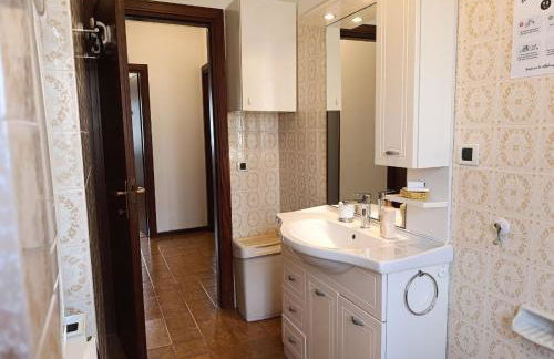 Three Rooms With Whirlpool Bath - Photo 28