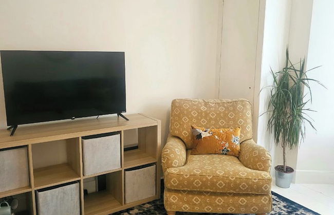 Seaside Haven Coastal Comfort 200m from the Beach - Foto 18