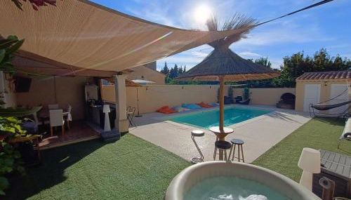 Maison villa avec piscine et spa, 8 à 10 personnes - Photo 1