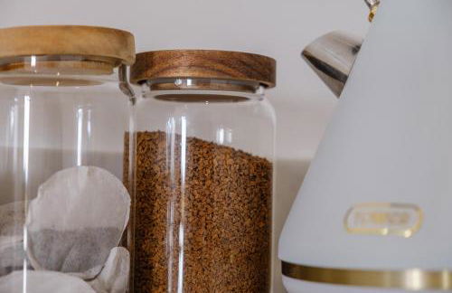 Priory Bay Escapes - Matahari - Photo 12