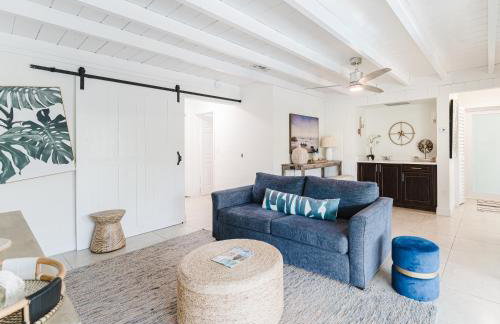 Aureum Stay Beachside Two Bedroom with Pool near Boca Beach - Foto 9