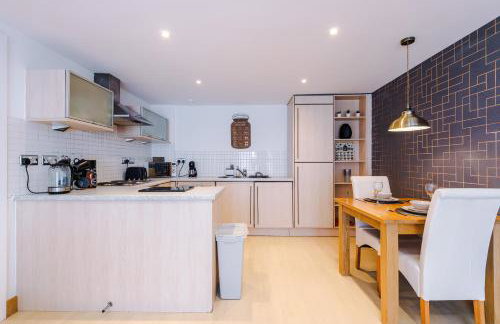 Central Leeds 2BR 2BA, Wi-Fi, Kitchen, Sleeps 5 - Foto 28