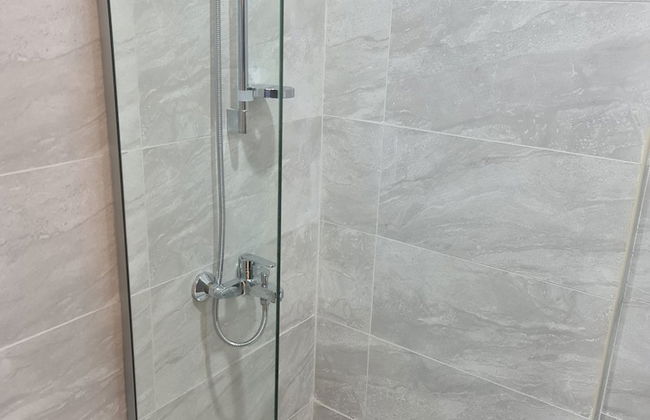 Royal House - Photo 12